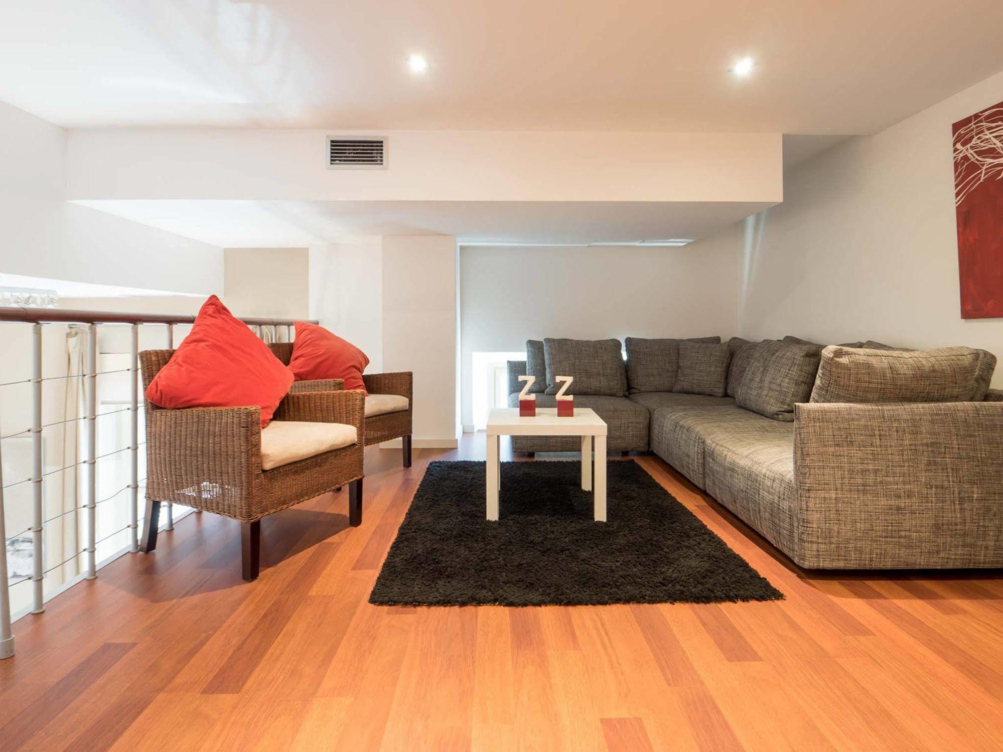 Hotel Rent Passeig De Gracia 4*