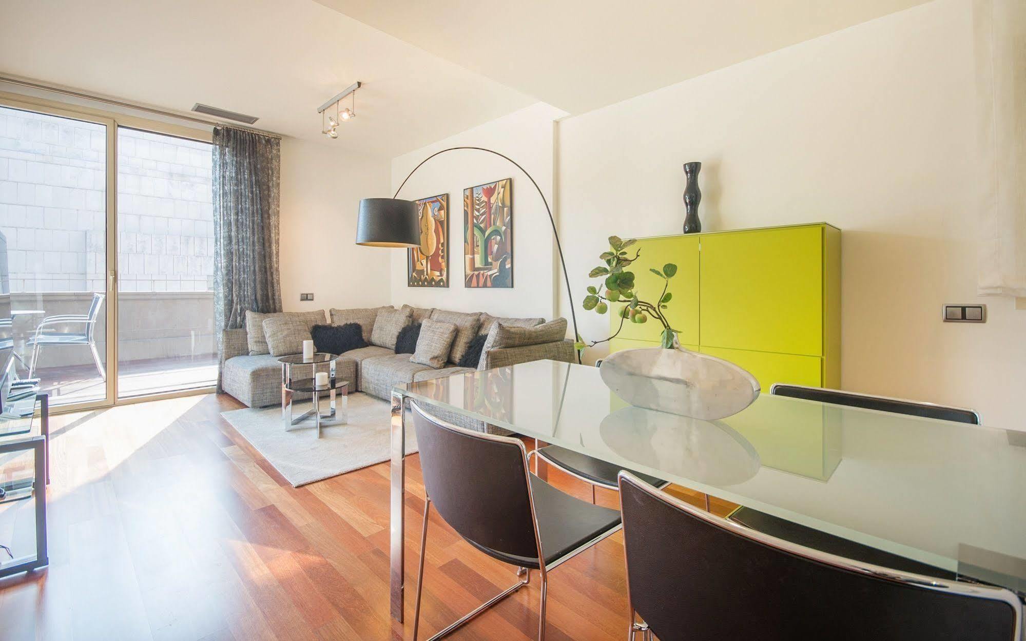 Rent Passeig De Gracia 4* Barcelona