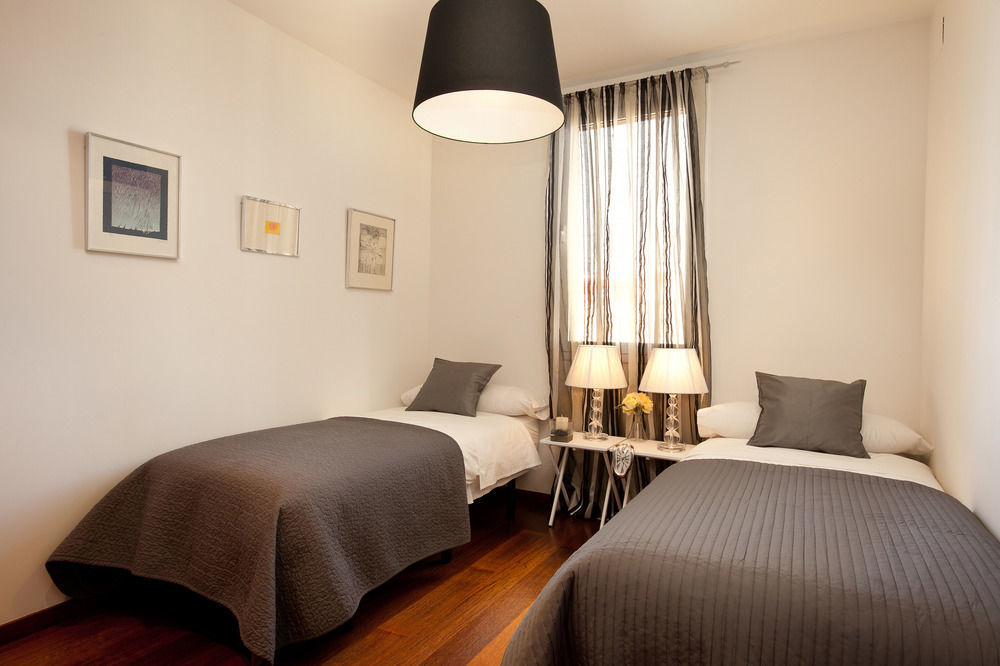 Rent Passeig De Gracia 4*
